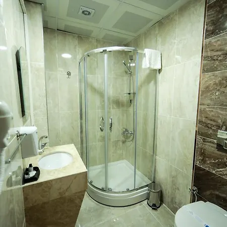Safi̇r Hotel